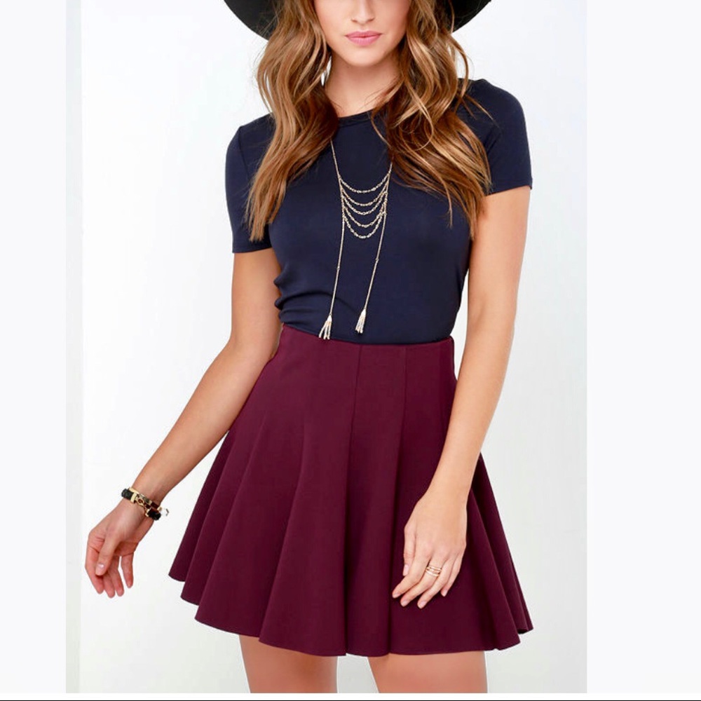 ‼️Burgundy Skater Skirt by Objex.‼️ A1 20